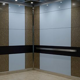 SnapCab®电梯内部，棕白色，双色垂直图案