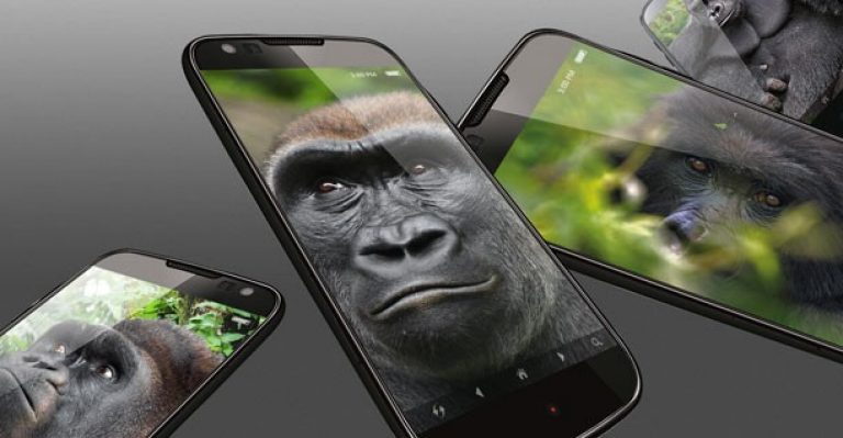 采用康宁大猩猩玻璃的智能手机